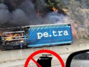 Dos morts atrapats en un camió en flames a Santa Coloma de Farners