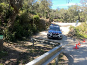 Una rave aplega unes 100 persones i 80 vehicles en una finca al massís de les Gavarres, al Baix Empordà
