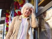 Neurocirurgians adverteixen de l’impacte de l’estenosi de canal en la qualitat de vida de la gent gran